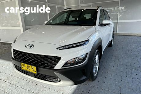 White 2023 Hyundai Kona Wagon (FWD)