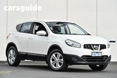 White 2013 Nissan Dualis Wagon ST (4X2)