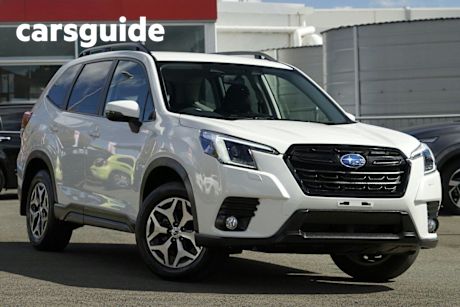 White 2023 Subaru Forester Wagon 2.5I (awd)