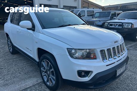 White 2014 Jeep Compass Wagon Limited (4X4)