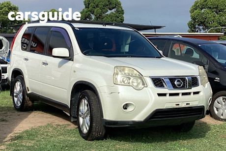 White 2011 Nissan X-Trail Wagon ST (fwd)