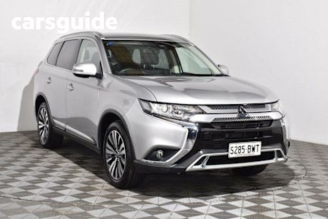 Silver 2018 Mitsubishi Outlander Wagon LS 7 Seat (2WD)