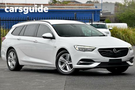 White 2018 Holden Commodore Sportswagon LT