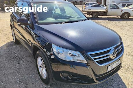 Black 2010 Volkswagen Tiguan Wagon 125 TSI