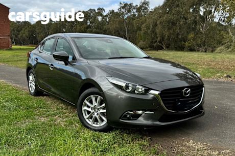 Grey 2018 Mazda 3 Sedan Maxx Sport