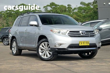 Silver 2013 Toyota Kluger Wagon Grande (4X4)
