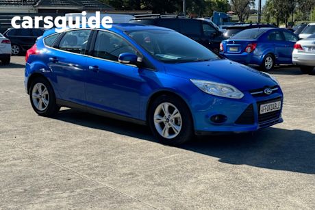 Blue 2013 Ford Focus Hatchback Trend