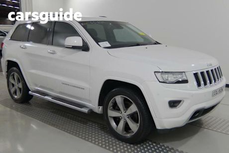 White 2014 Jeep Grand Cherokee Wagon Overland (4X4)