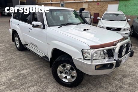 2011 Nissan Patrol Wagon ST (4X4)