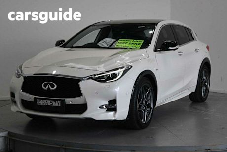 White 2019 Infiniti Q30 Hatchback Sport