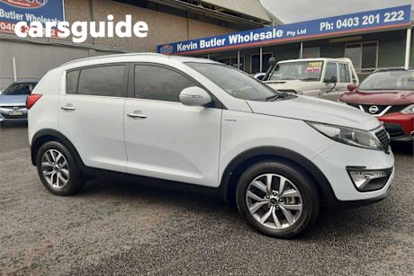 White 2015 Kia Sportage Wagon SLI (awd)