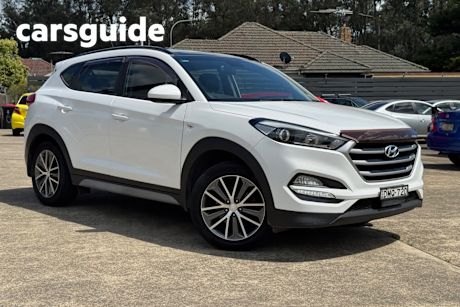 White 2017 Hyundai Tucson Wagon Active X (sunroof) (fwd)