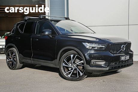 Black 2021 Volvo XC40 Wagon T5 R-Design (awd)