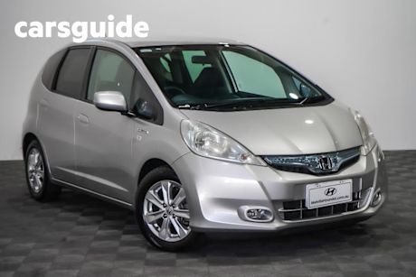 Silver 2013 Honda Jazz Hatchback Hybrid