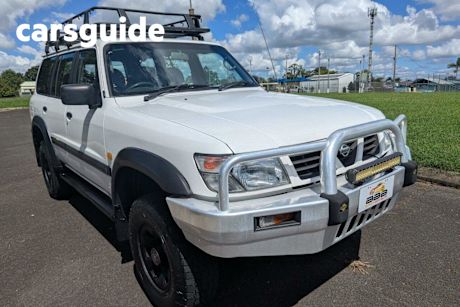 White 1999 Nissan Patrol Wagon