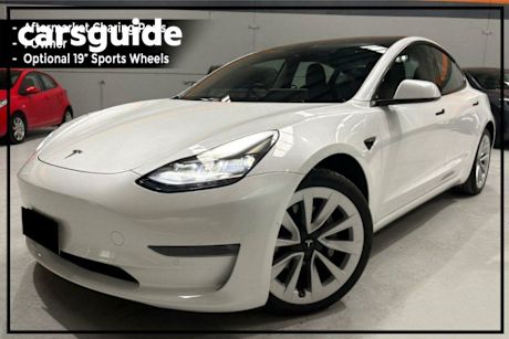 White 2022 Tesla Model 3 Sedan Long Range AWD