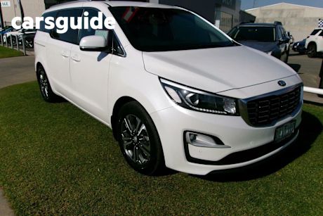 White 2020 Kia Carnival Wagon SLI