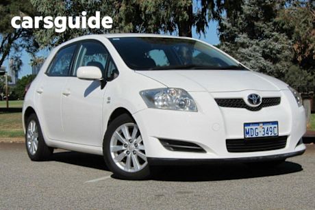 White 2007 Toyota Corolla Hatch