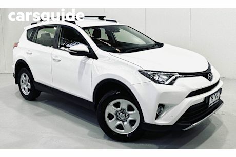White 2018 Toyota RAV4 Wagon GX (2WD)
