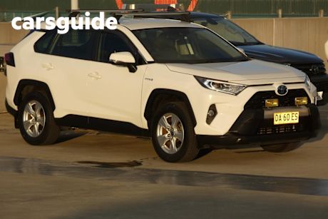 White 2020 Toyota RAV4 Wagon GX AWD Hybrid (nav)