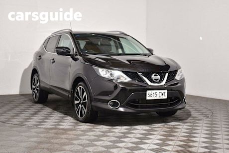 Black 2015 Nissan Qashqai Wagon TI (4X2)