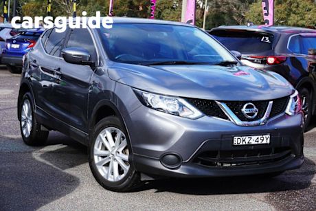 Grey 2016 Nissan Qashqai Wagon ST (4X2)