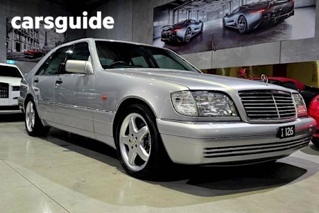 Silver 1994 Mercedes-Benz S320 Sedan