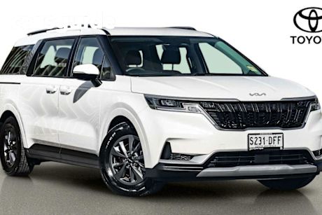 White 2021 Kia Carnival Wagon S