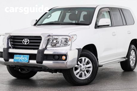 White 2015 Toyota Landcruiser Wagon GXL (4X4)