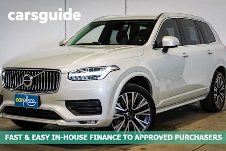 White 2022 Volvo XC90 Wagon B5 Momentum Mhev