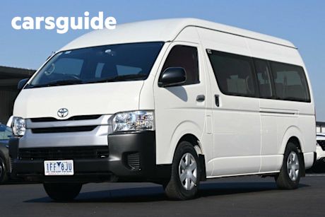 White 2015 Toyota Hiace Bus Commuter