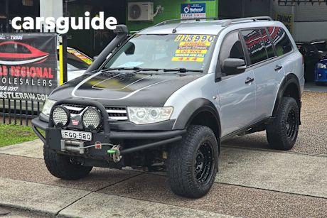 Silver 2013 Mitsubishi Challenger Wagon (4X4)