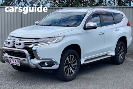 White 2015 Mitsubishi Pajero Sport Wagon GLS (4X4)