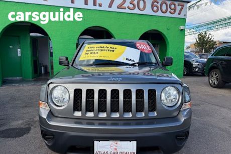 Grey 2013 Jeep Patriot Wagon Sport (4X2)