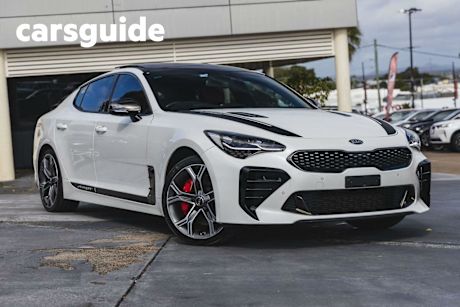 White 2018 Kia Stinger Sedan GT (black Leather)