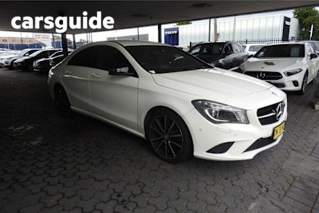 White 2014 Mercedes-Benz CLA200 Coupe