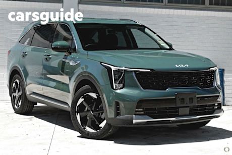 Green 2025 Kia Sorento Wagon Sport+ 7 Seat