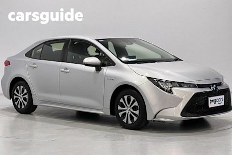 Silver 2020 Toyota Corolla Sedan Ascent Sport (hybrid)