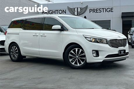 White 2015 Kia Carnival Wagon SLI
