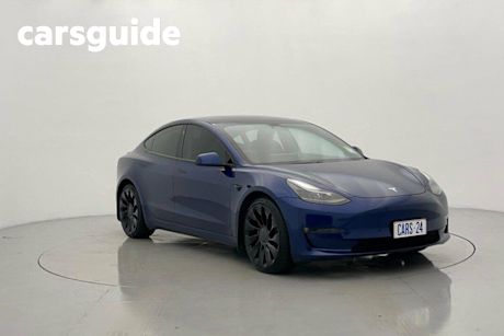 Blue 2021 Tesla Model 3 Sedan Performance