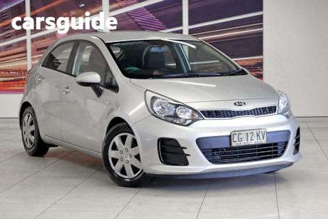 Silver 2015 Kia RIO Hatchback S