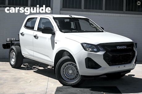White 2025 Isuzu D-MAX Crew Cab Chassis SX (4X4)