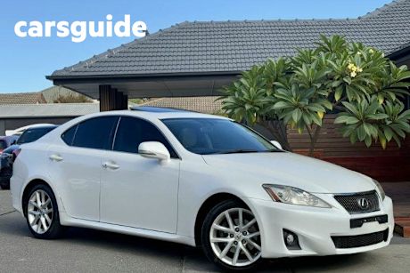 White 2011 Lexus IS250 Sedan Prestige