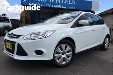 White 2014 Ford Focus Hatchback Ambiente