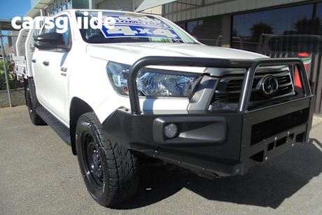 White 2020 Toyota Hilux Double Cab Chassis SR (4X4)