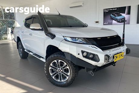 White 2020 Mitsubishi Triton Double Cab Pick Up GLX-R (4X4)