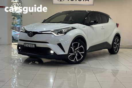 White 2019 Toyota C-HR Wagon