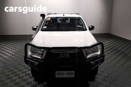 White 2020 Toyota Hilux Double Cab Chassis SR (4X4)