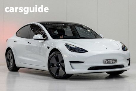 White 2021 Tesla Model 3 Sedan Standard Range Plus RWD