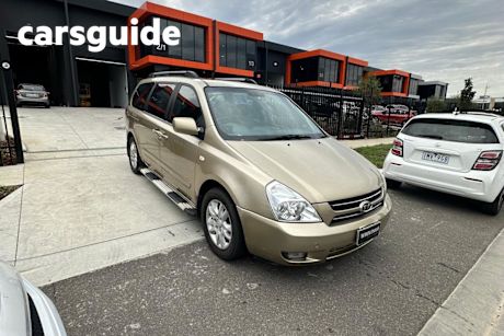 Gold 2007 Kia Grand Carnival Wagon Platinum